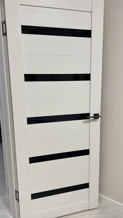 Продам  межкомнатные двери!