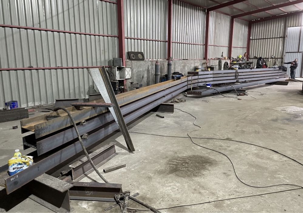 Vand hala metalica 50% reducere