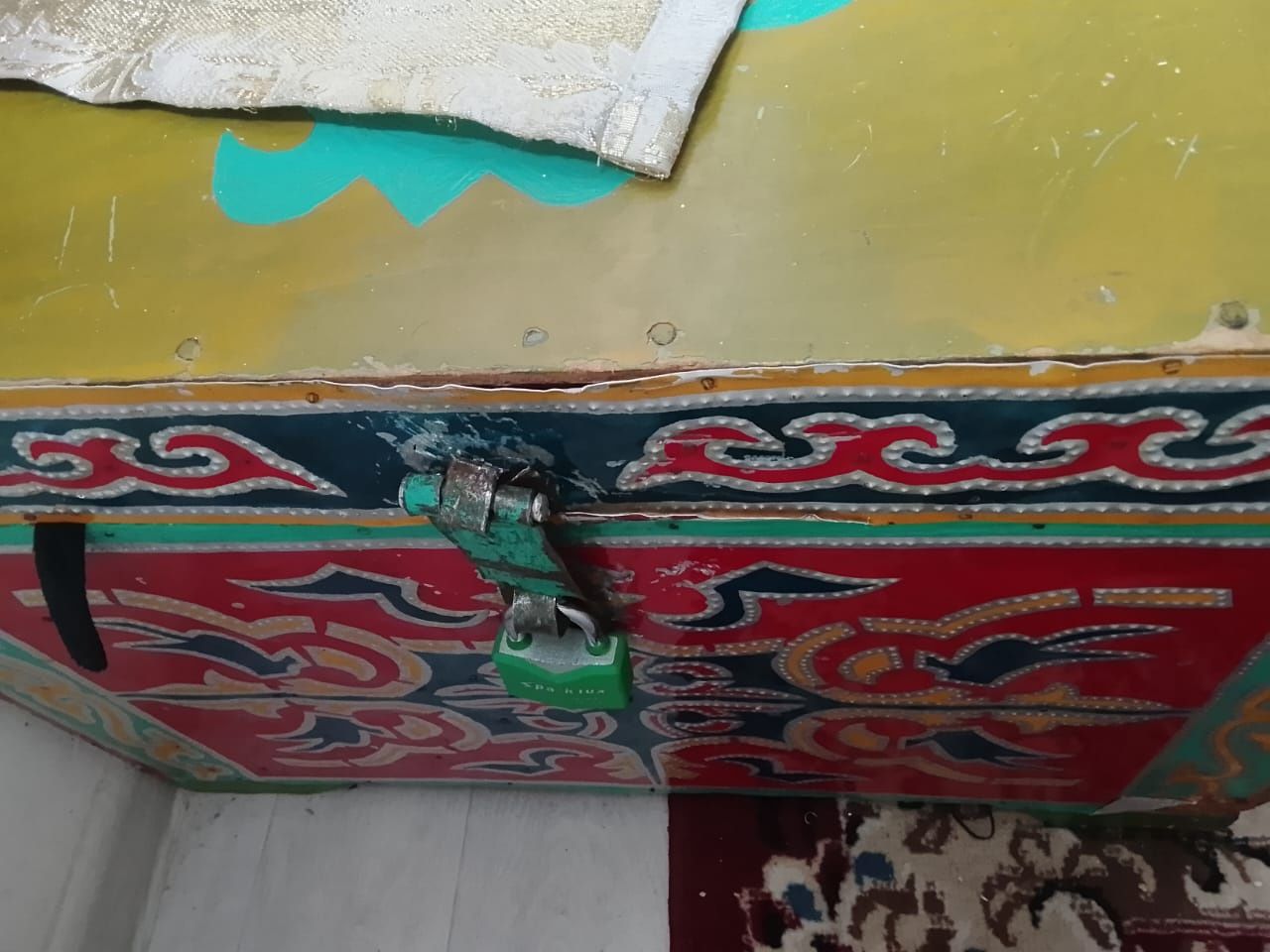сундук ручной работы