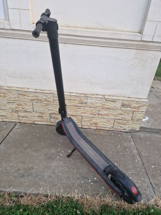 Vand doua trotinete pt piese sau la reparat. Ninebot si Insera