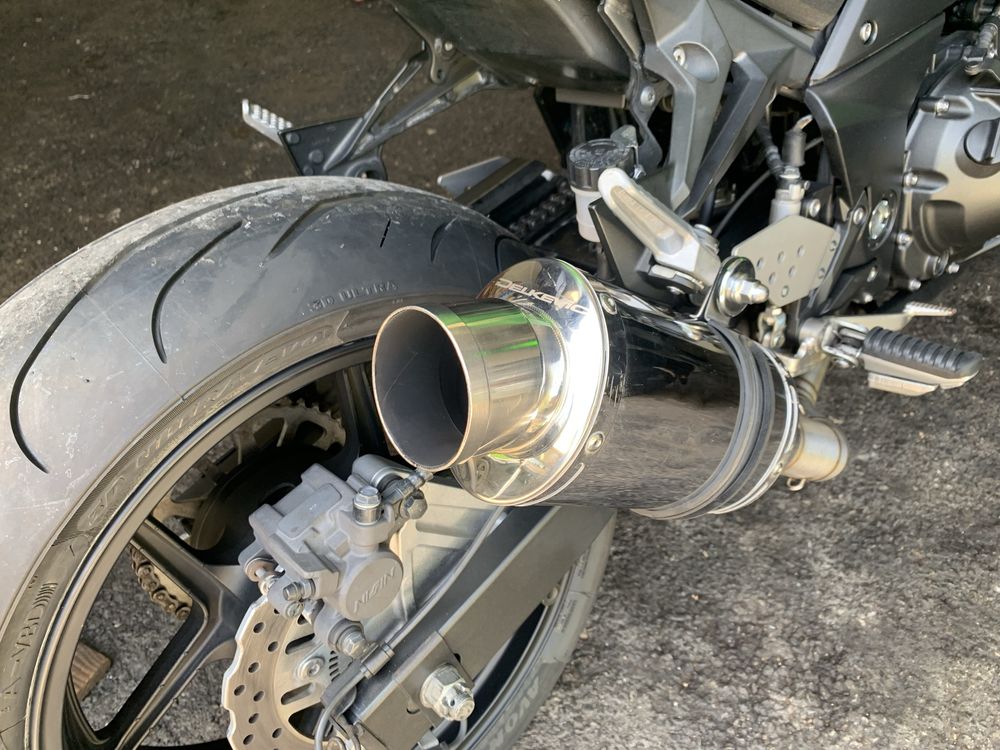 Спортен ауспух ‘Delkevic’ Kawasaki Z750