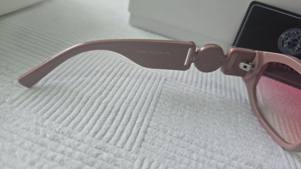 Ochelari de soare Versace roz