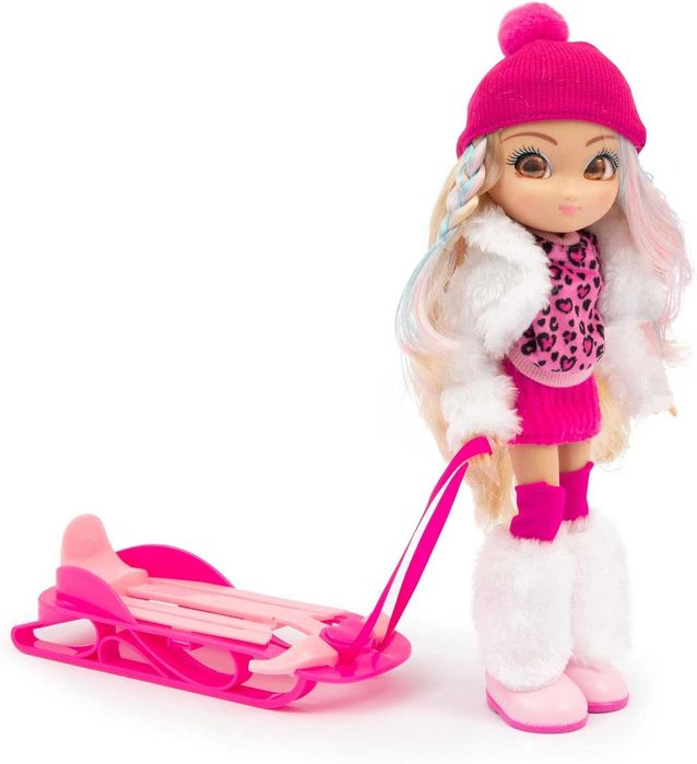 UNIQUE EYES Кукла с реалистични кристални очи зимни дрехи и шейна