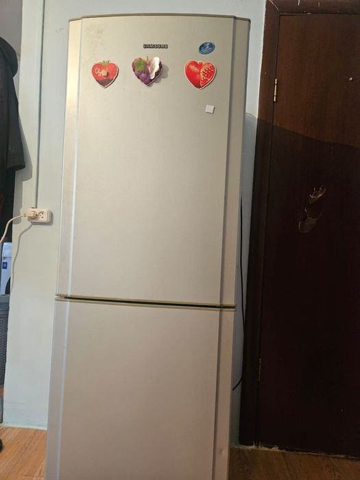 Холодильник Самсунг двухкамерный