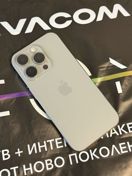 КАТО НОВ 256GB iPhone 15 Pro Гаранция от Vivacom до 2025г. Natural