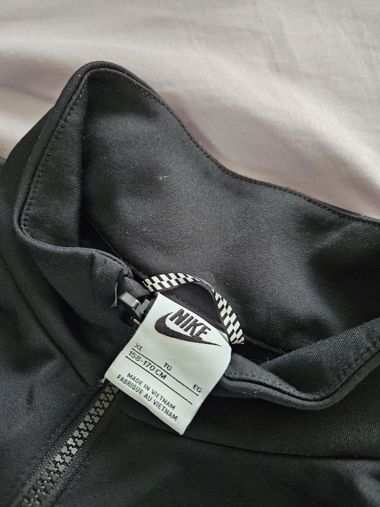 Спортен екип NIKE XL