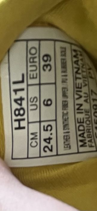 Продавам дамски маратонки ASICS Gel 39 номер