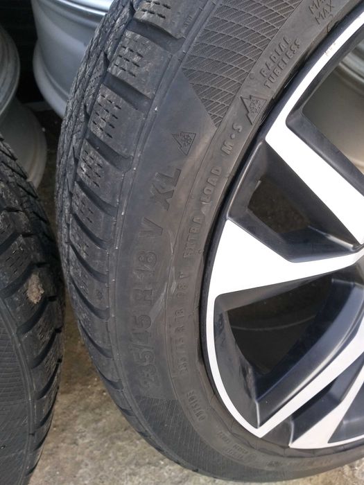 Doua anvelope Continental WinterContact 235 45 R18 Dot 1720 ci302