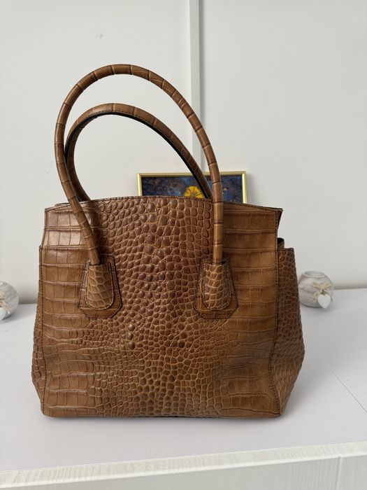 Geanta piele Musette: dimensiuni 31-35 cm