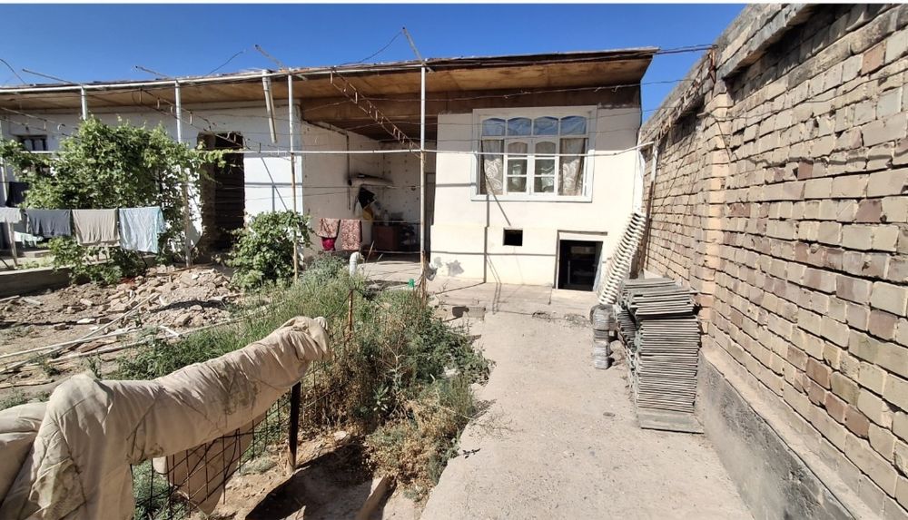 3.2 сотих Ер сотилади Тошкент тумани  Хожи Ота