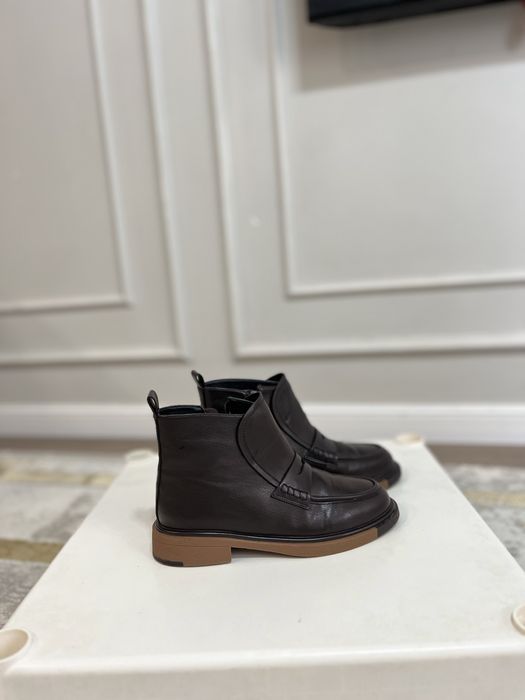 Зимние кожаные ботинки.