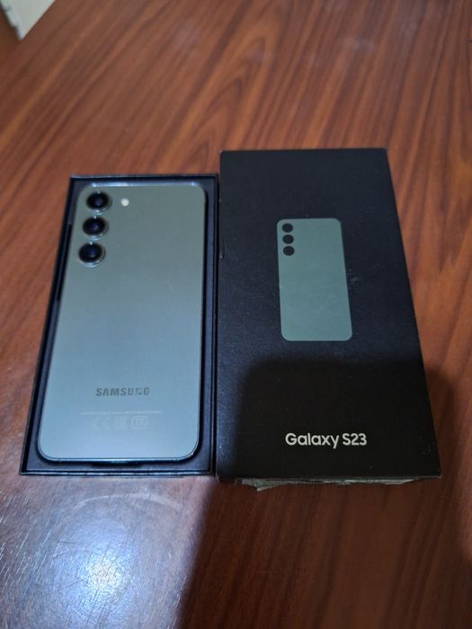 Смартфон Samsung S23 256GB Dual Sim как новый!