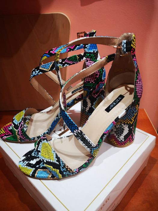 Sandale elegante cu toc gros