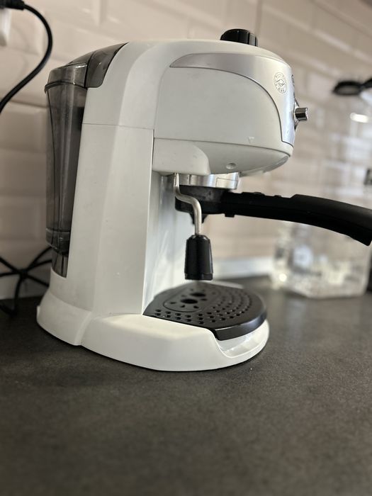 Expresor manual DeLonghi