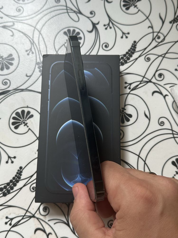 iPhone 12 Pro, Pacific Blue, 128GB без забележка