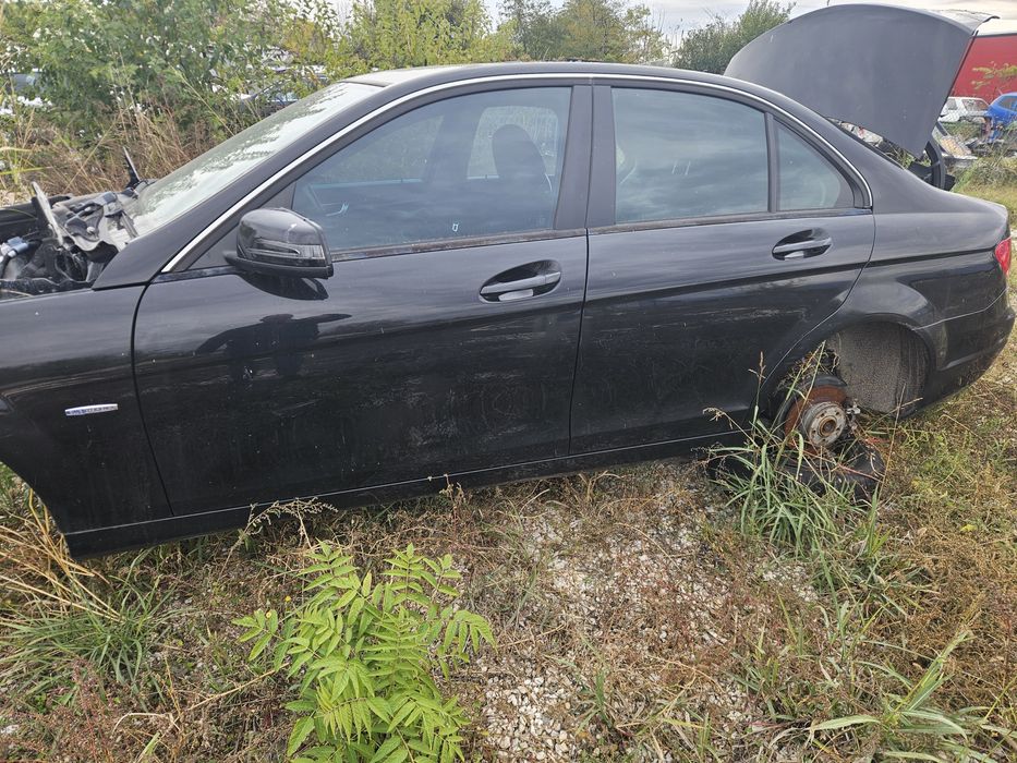 Врати за Ц класа W204 седан,черни
