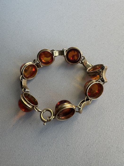 Bratara din argint si chihlimbar