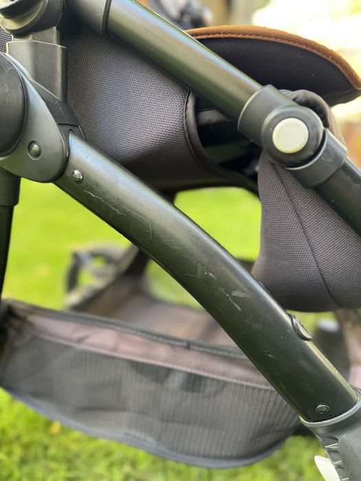 Детска количка EGG  с летен и зимен кош