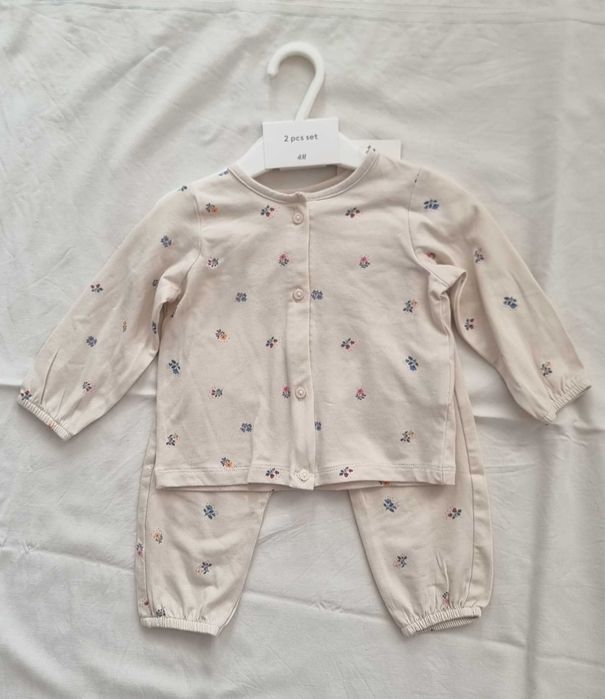 Бебешки дрешки H&M и други чисто нови с етикет