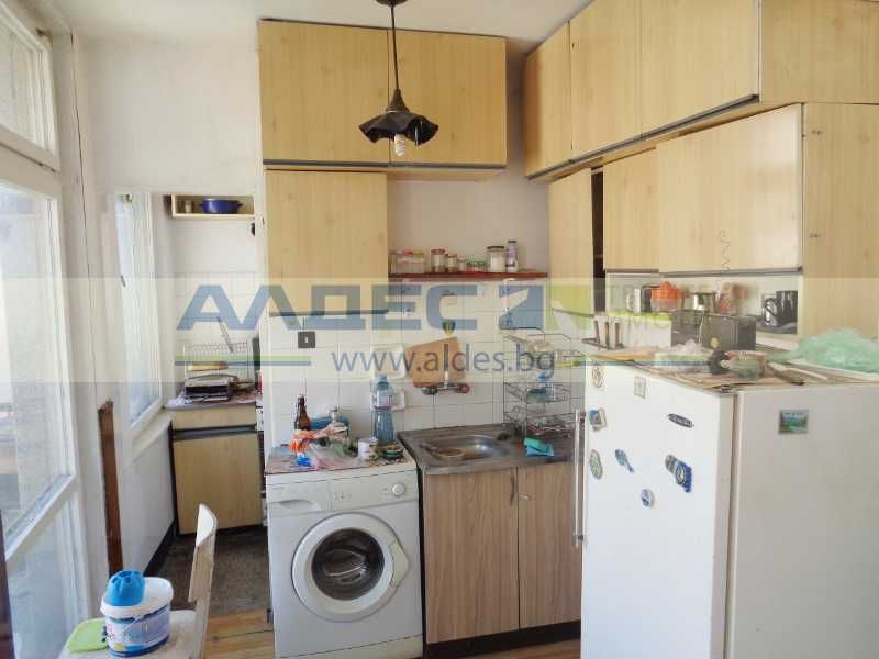 Дава се под наем Тристаен апартамент в София, Център - 104 кв.м за 459 € - Снимка #8