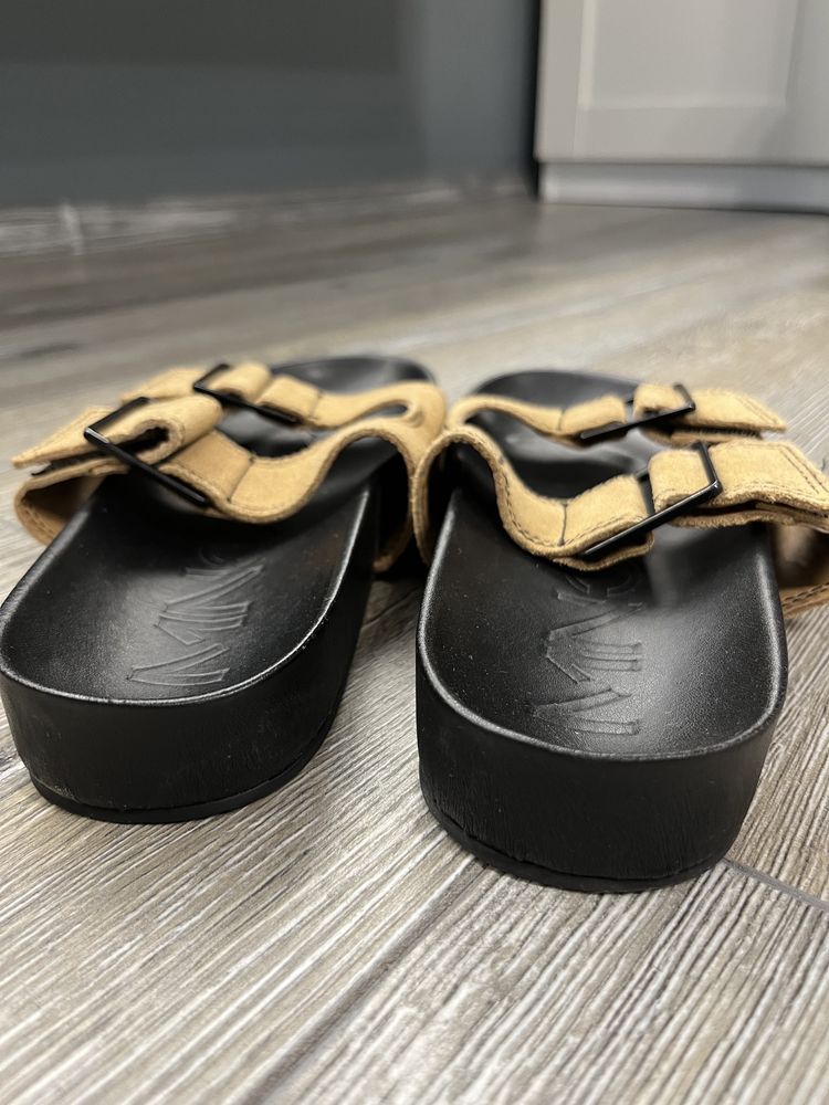 Papuci MANGO de piele intoarsa maro , marime 38 (24 cm