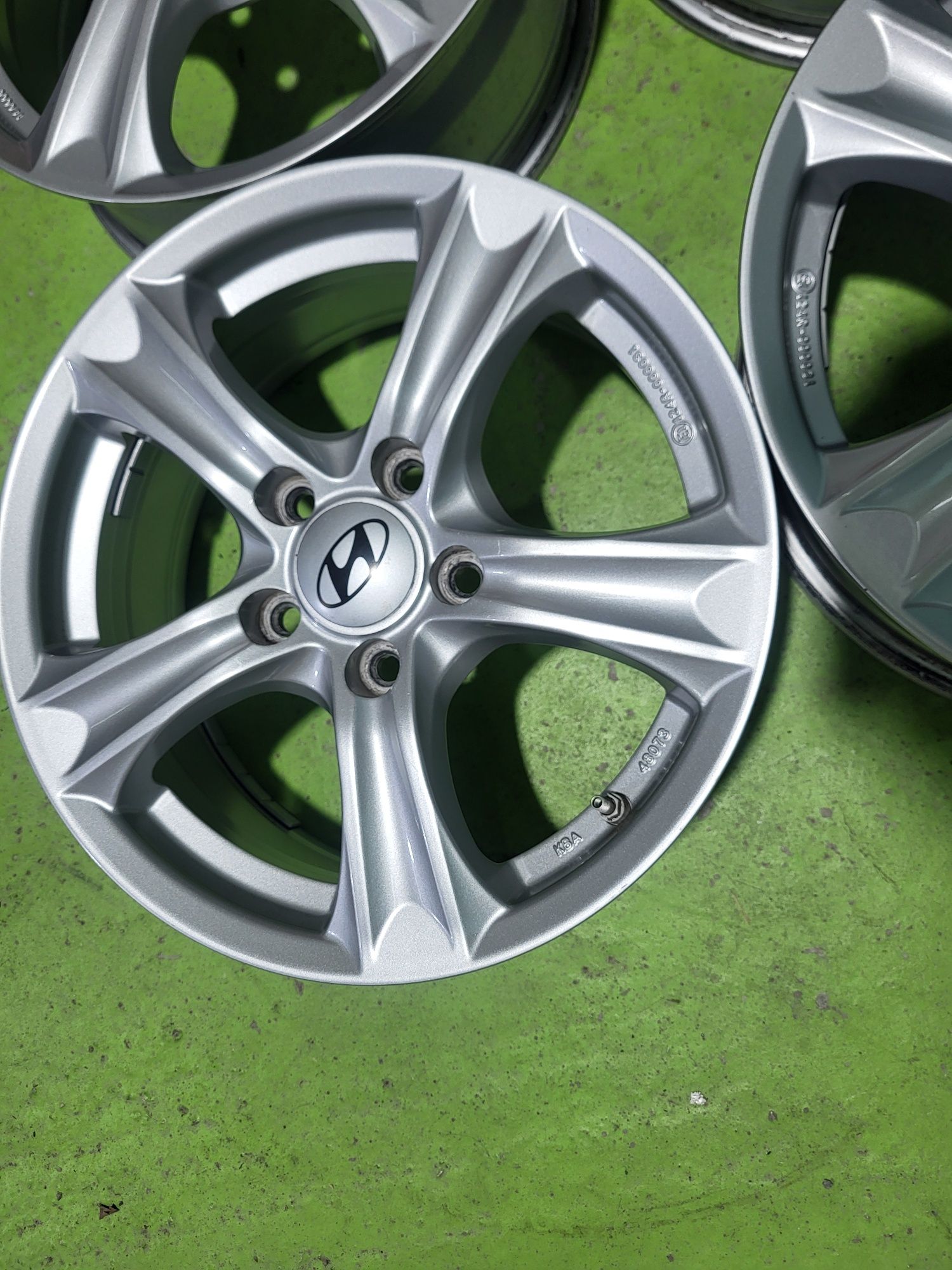 16 5x114.3 Hyundai Kia лети джанти 5х114.3 киа хюндай