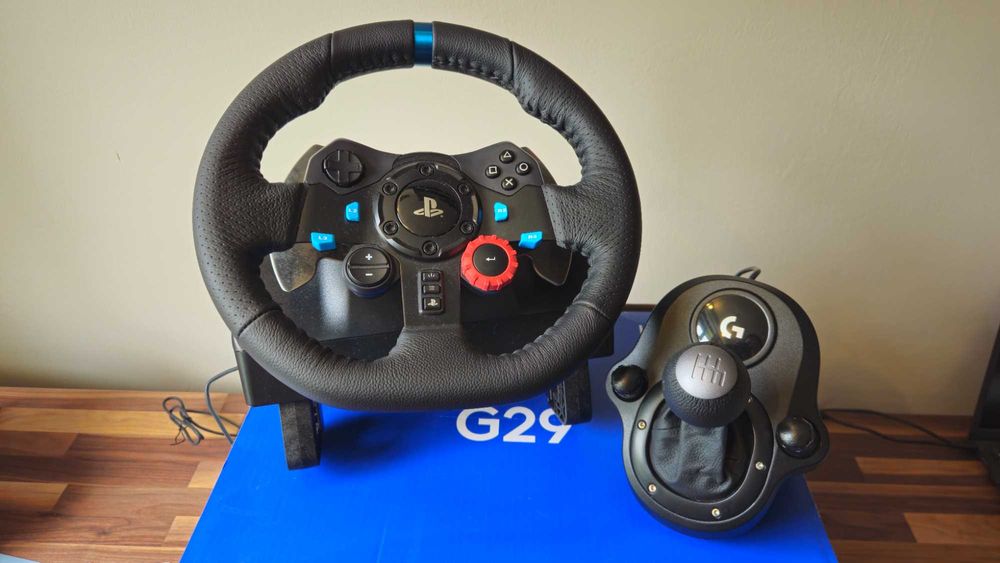 Logitech G29 + Driving Force Shifter