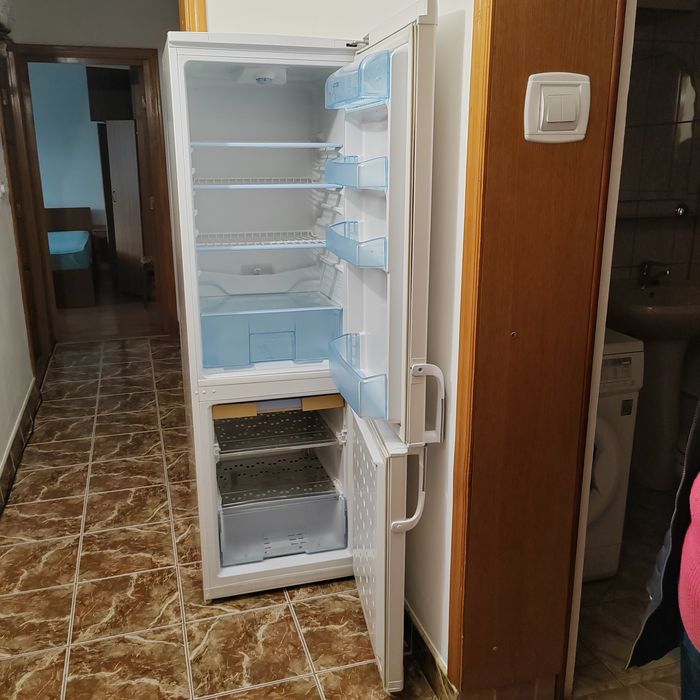 Vând Frigider Arctic H 170 cm in jud. Constanta