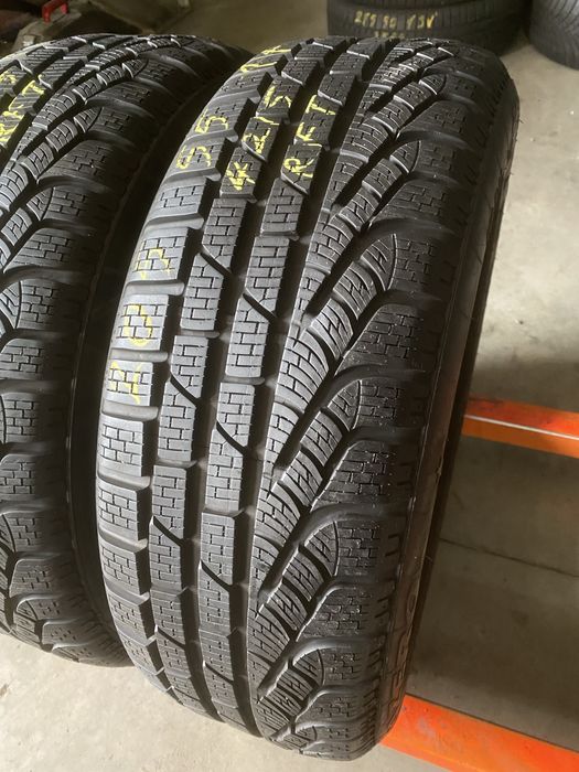 Anvelope iarna 205/55/17 Pirelli Sottozero 2 RFT 205 55 17 R17