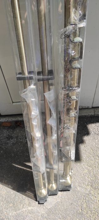 De vânzare 3 bucăți galerii