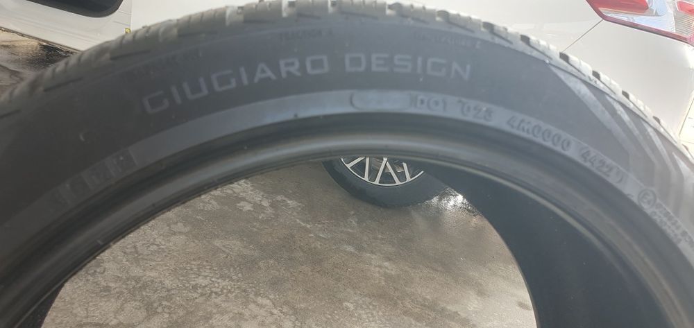 Anvelope 215/45/18 M+S