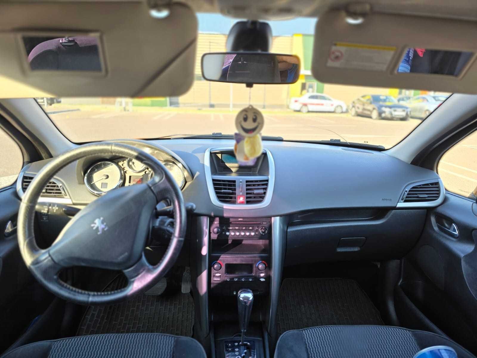 Peugeot 207 automata 1.6 benzina, 120 cp, an 2008, 127000 km