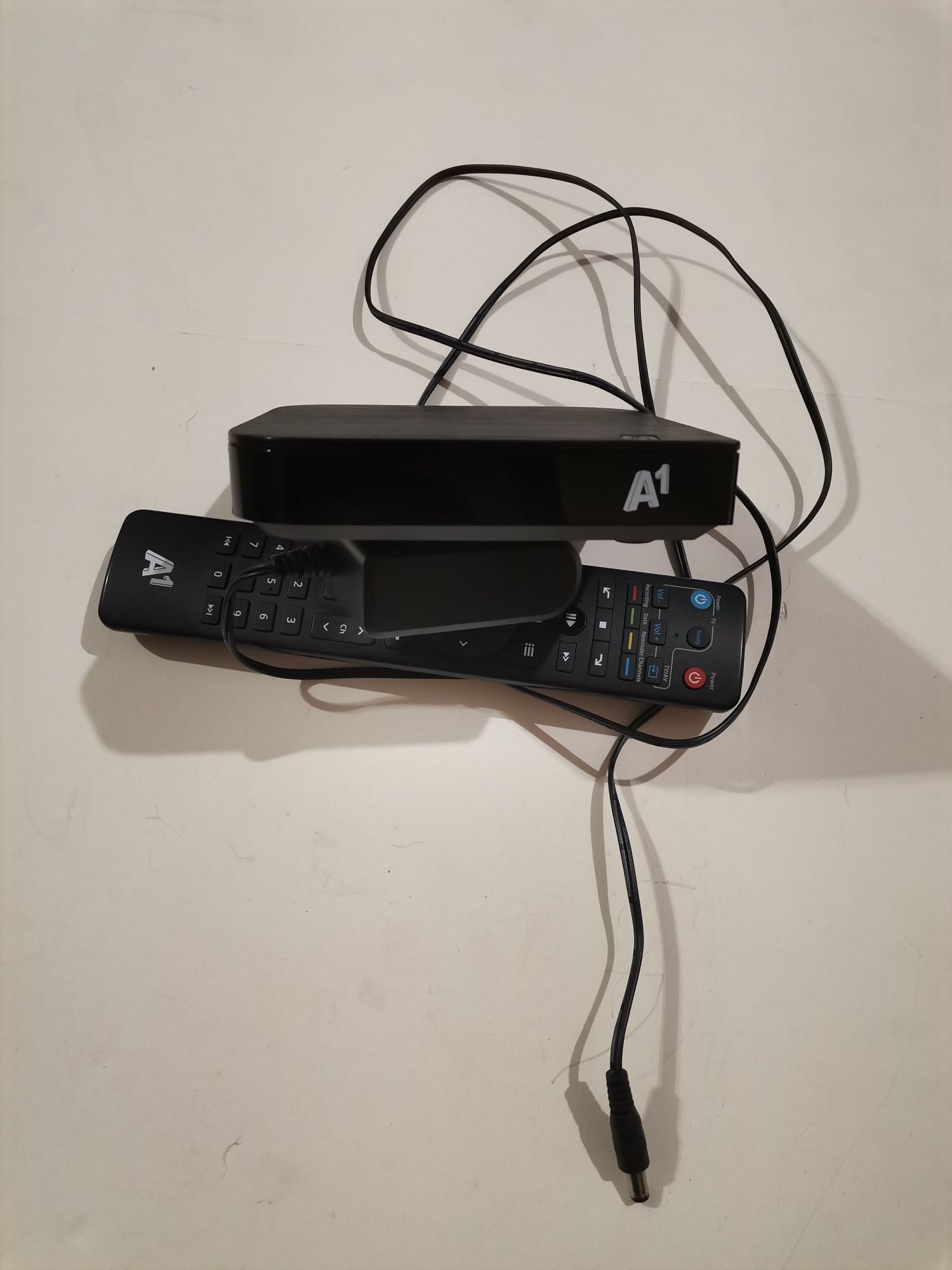 A1 TV Box / приемник пълен комплект.