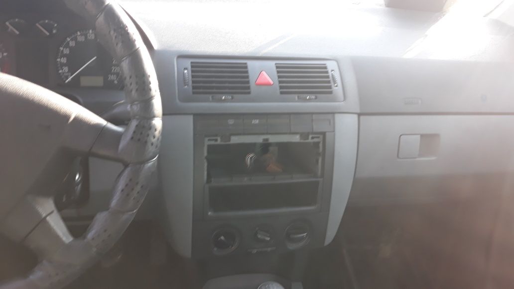 Шкода Фабия 1.4 16V /101 НА ЧАСТИ