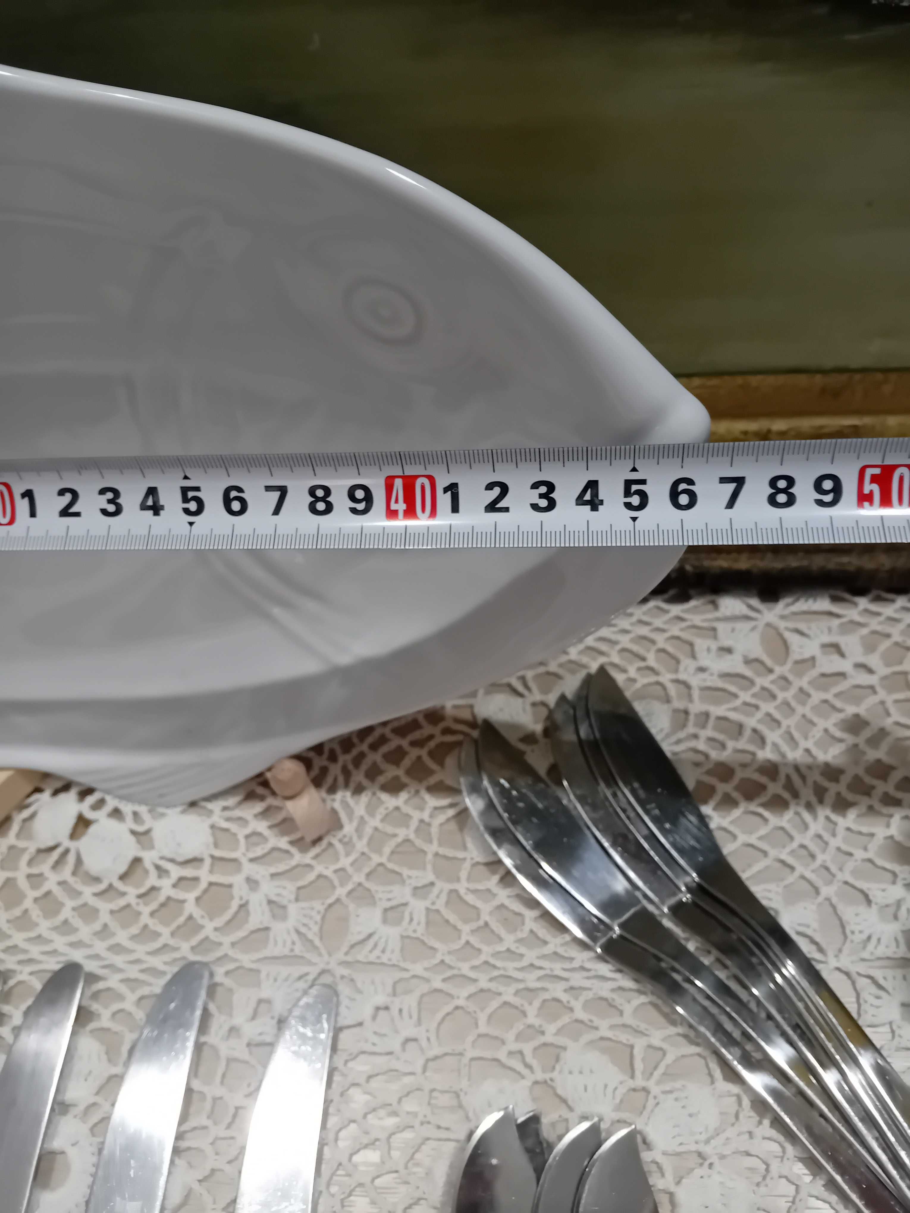 Сервиз и ножове за риба