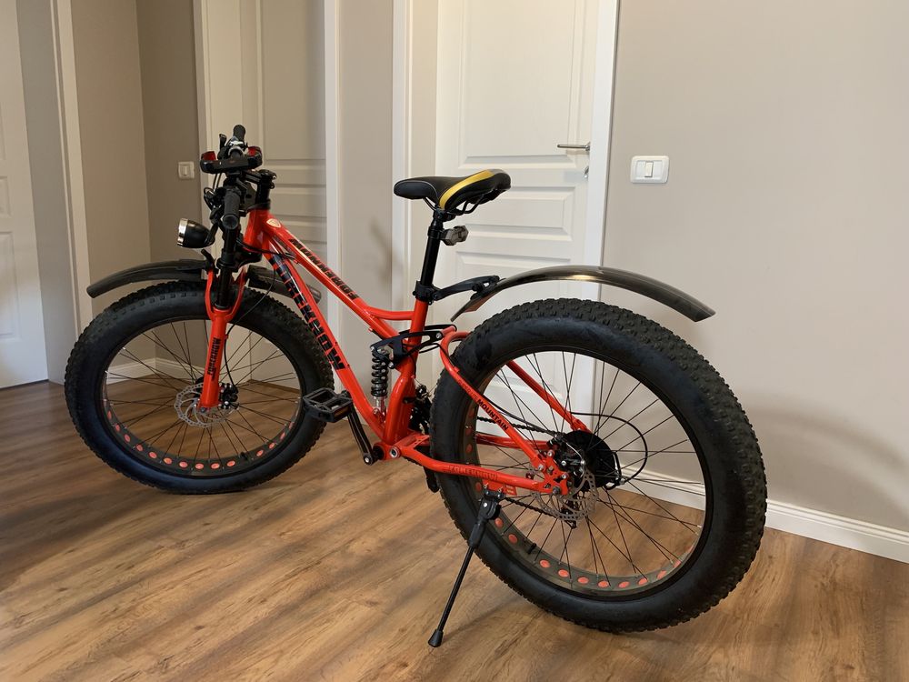 Bicicletă Fat Bike pentru toate anotimpurile si tipurile de teren