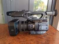 Vând cameră video Panasonic AG UX 90