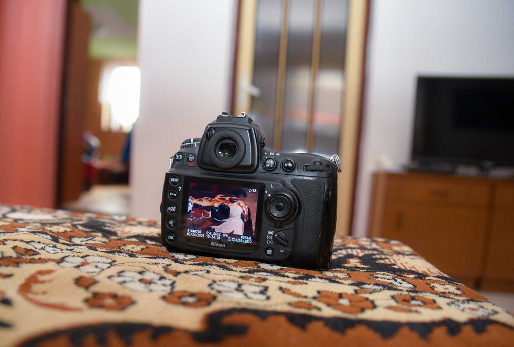 Aparat foto Full Frame Nikon d700 Fx stare buna .