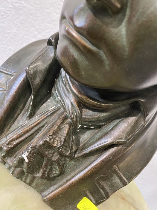 Бароков бюст скулптора от порцелан