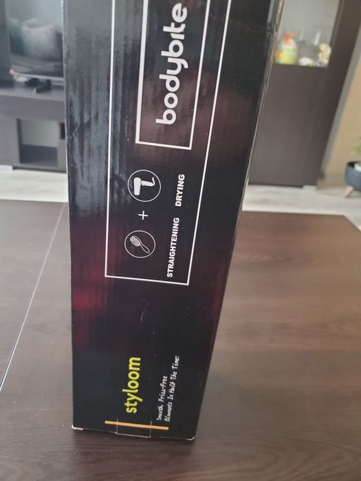 Четка сушоар чисто нова.