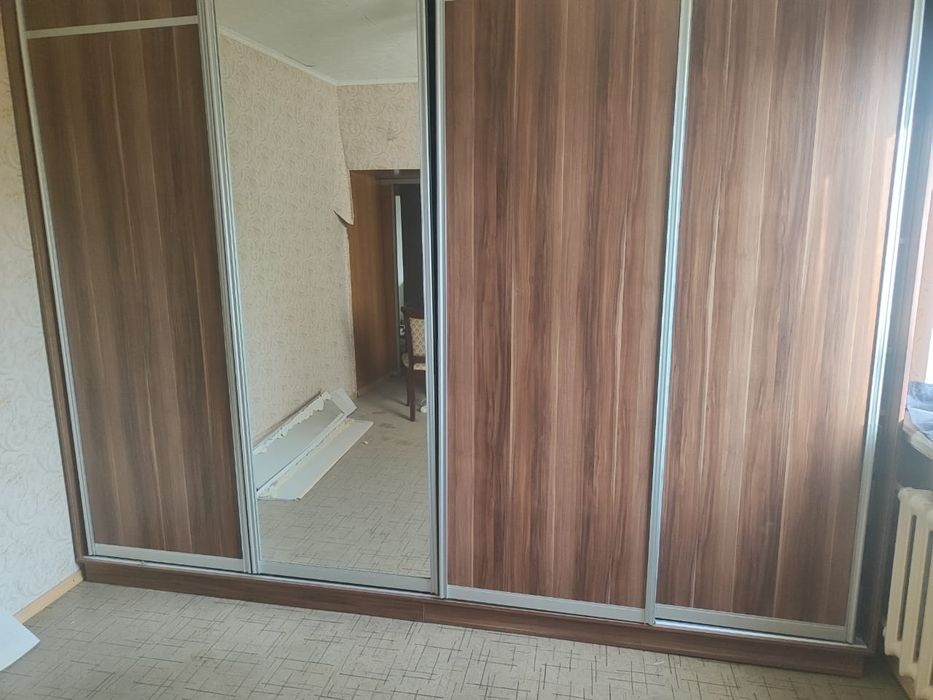 Продам шифоньер б/у