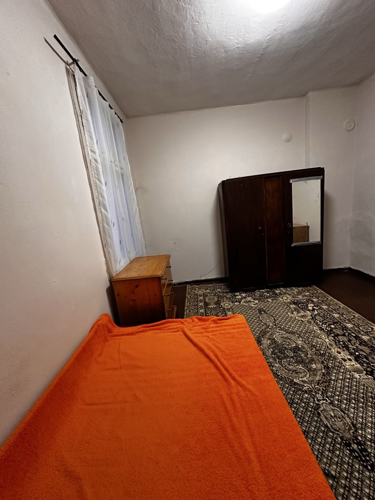 Дава се под наем Етаж от къща в София, Център - 80 кв.м за 382.5 € - Снимка #5