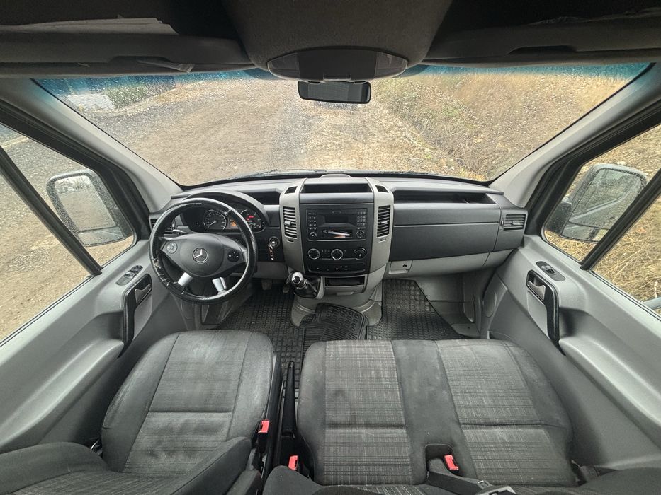 Mercedes-Benz Sprinter 313  2.2 CDI 8+1 locuri - An 2014