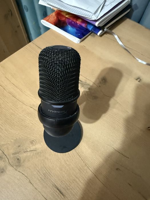 HyperX solocast black