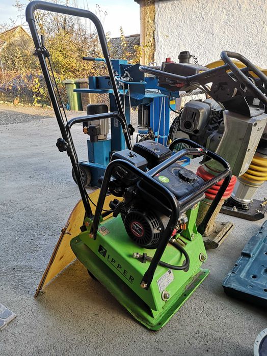 compactor, picamer, placa vibratoare, ghilotina pavaje etc.