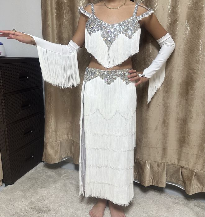 Coatume dans oriental 10-11 ani