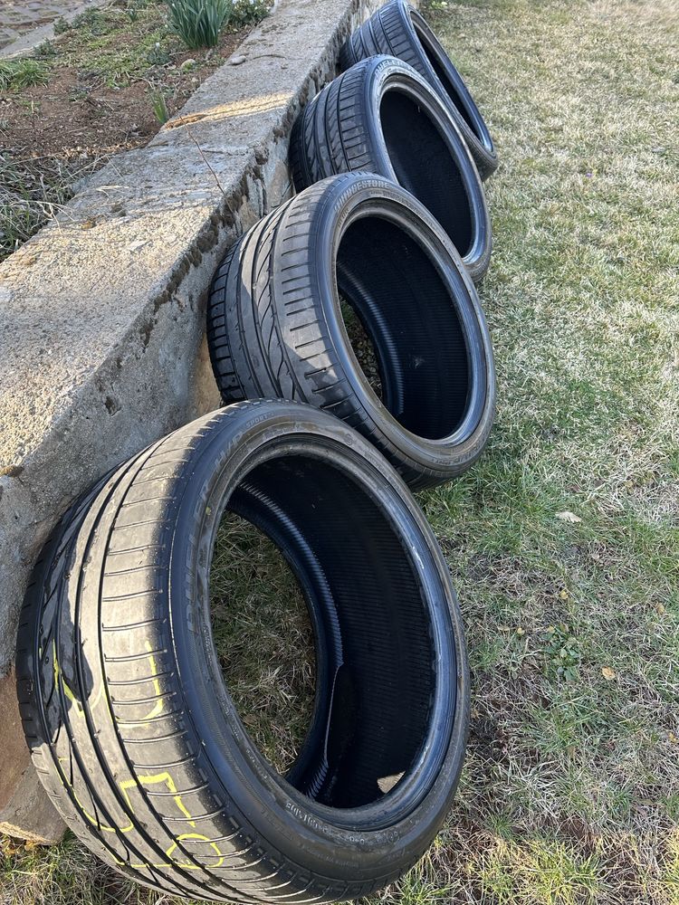 Гуми Bridgestone Dueler Runflat 315/35/20 275/40/20