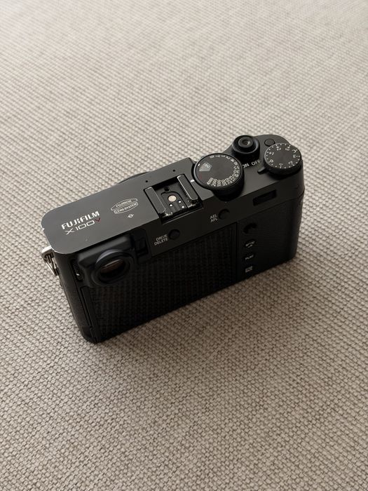 Aparat foto Fujifilm X100V