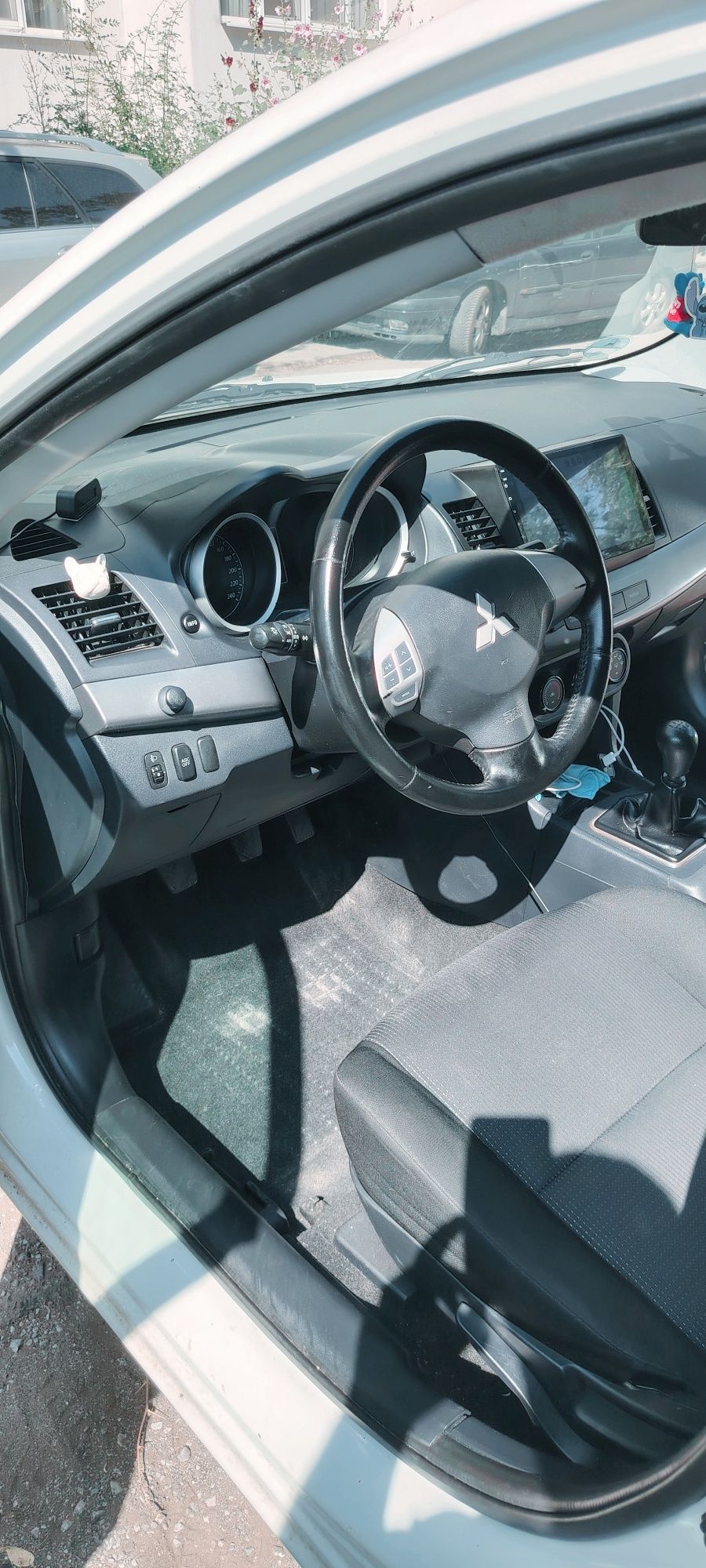 Mitsubishi lancer
