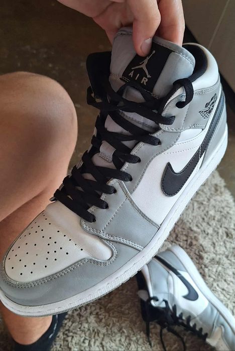 Jordan 1 este folosit de 1 Luna